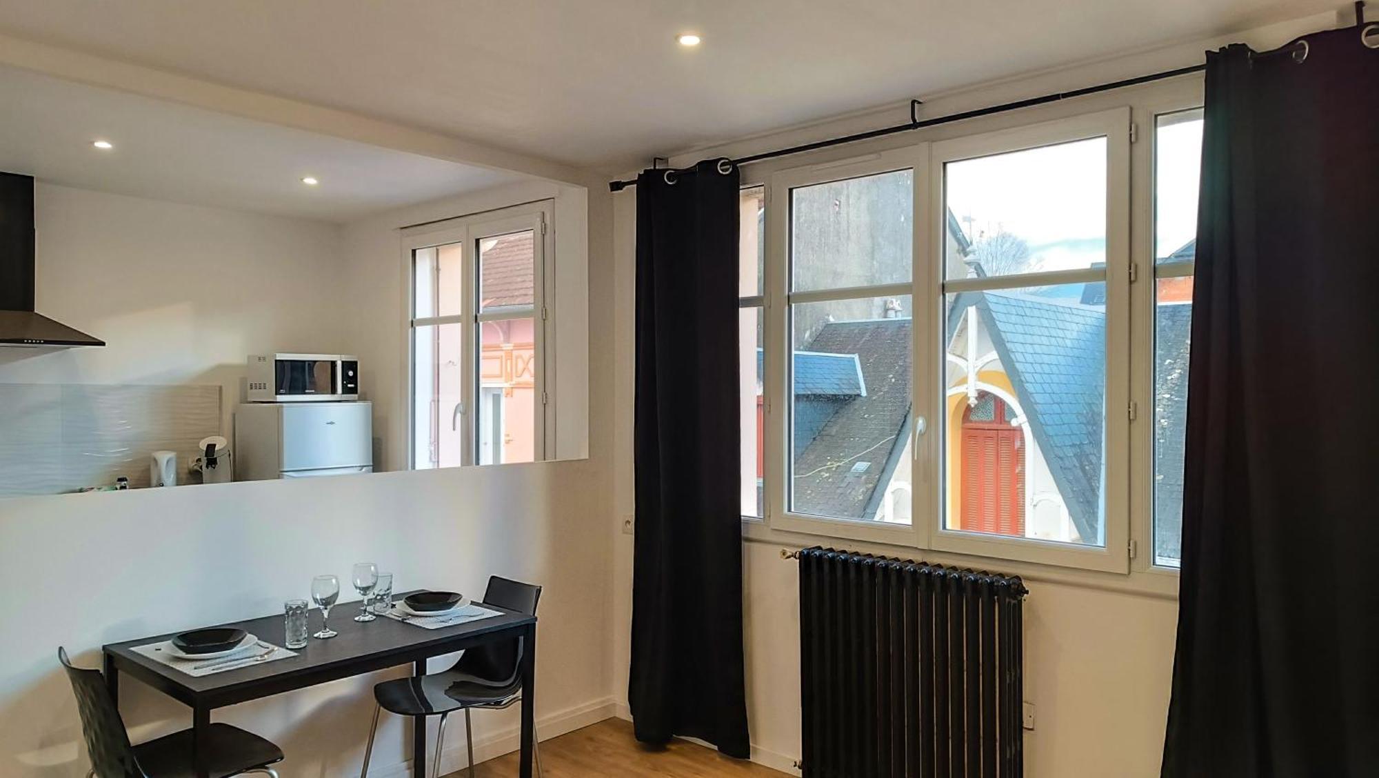 Foucault - Appartements - Au Coeur De Lourdes Ngoại thất bức ảnh
