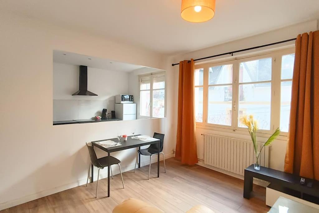 Foucault - Appartements - Au Coeur De Lourdes Ngoại thất bức ảnh