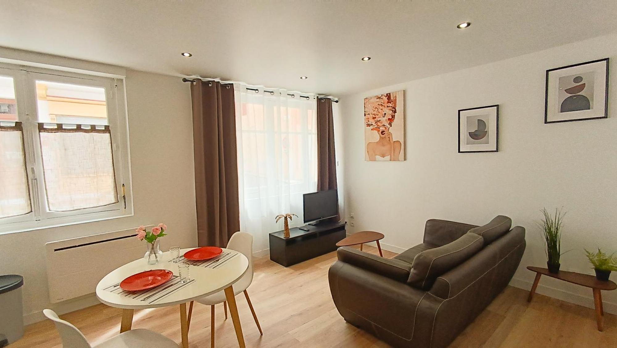 Foucault - Appartements - Au Coeur De Lourdes Ngoại thất bức ảnh